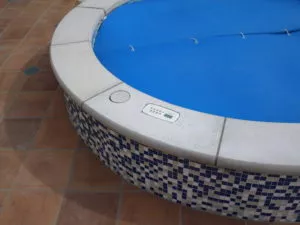 precast concrete custom curved hot tub pool coping
