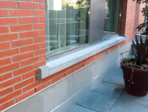 precast concrete window sills with end dams