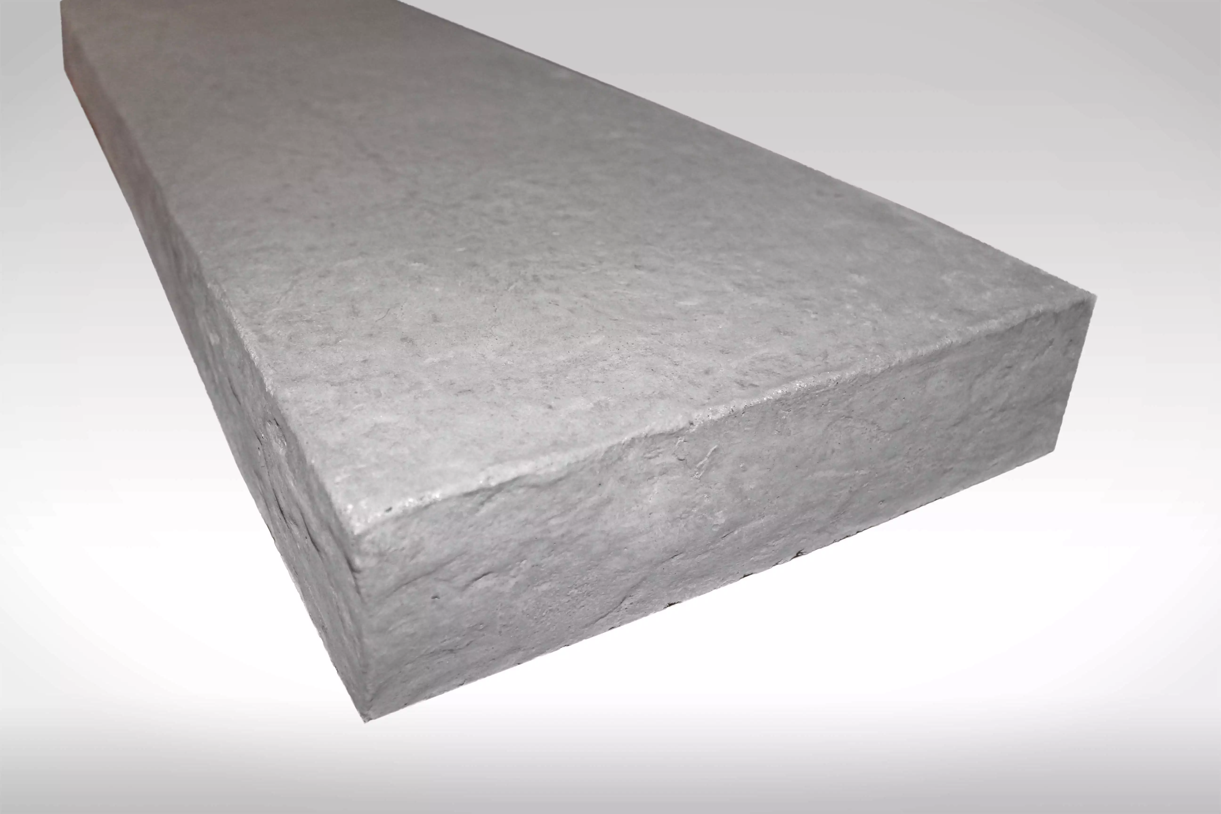 Stone textured stamped precast concrete stair tread