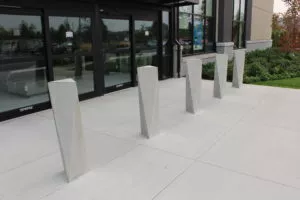 precast concrete bollards