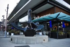 Earls West Van plinth