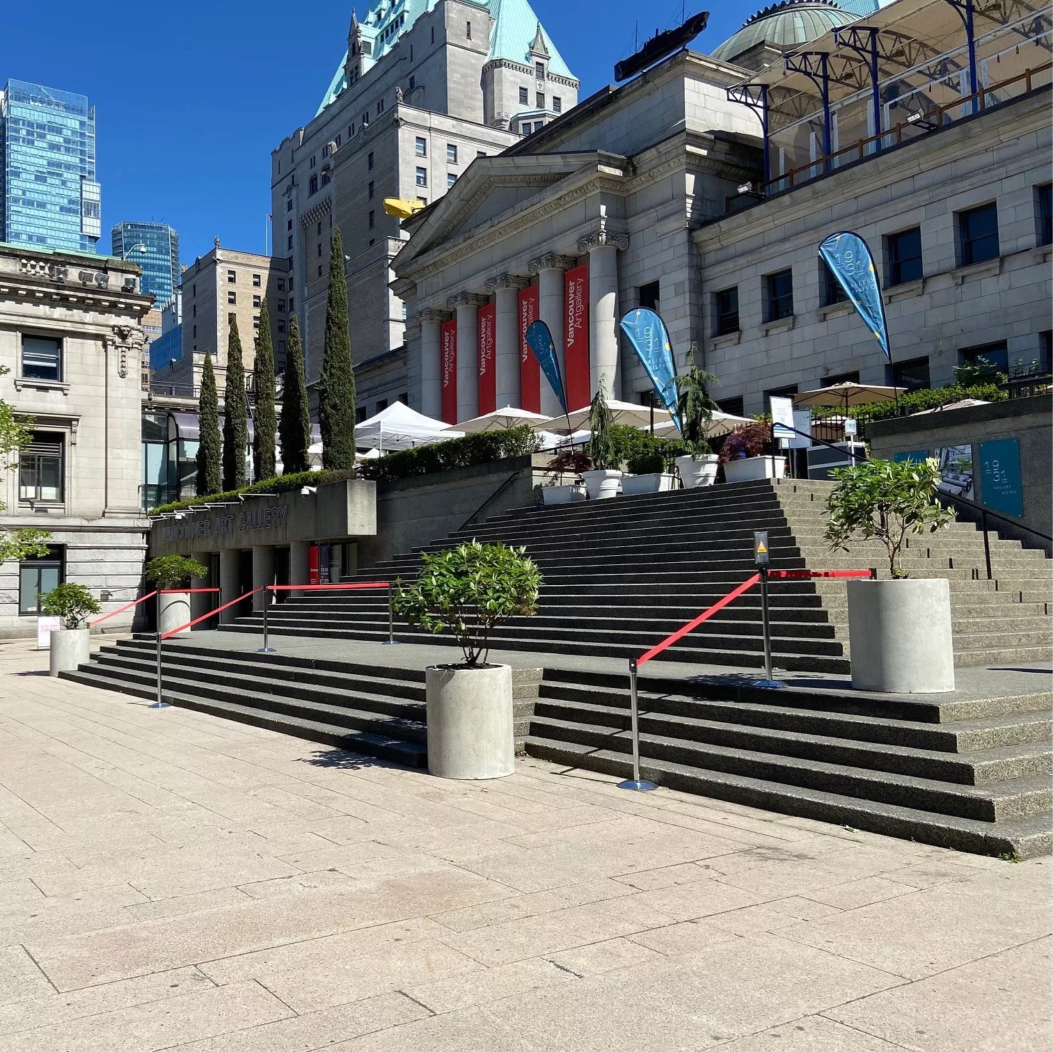 Custom precast concrete planters