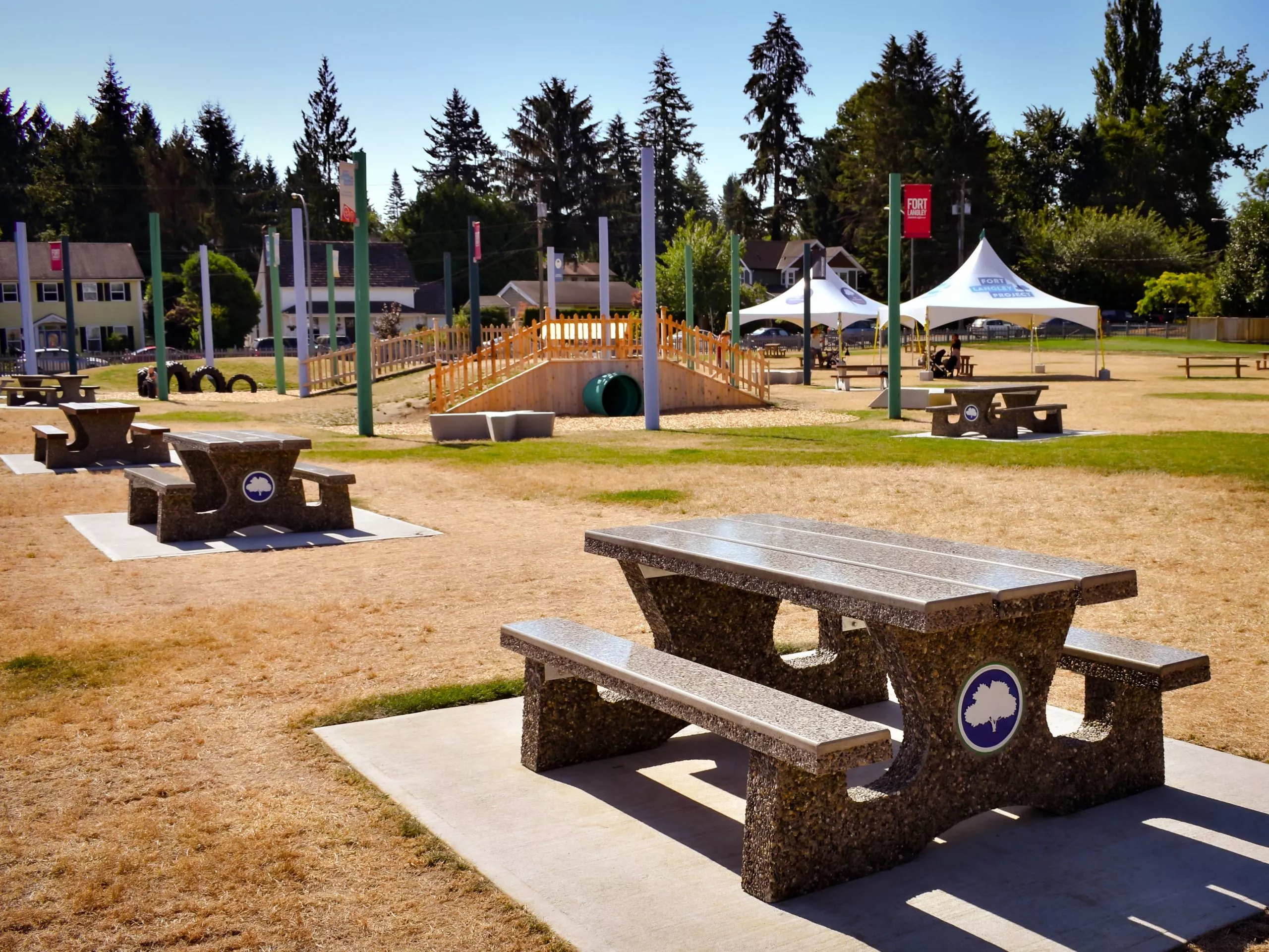 Columbia Picnic Table, Fort Langley