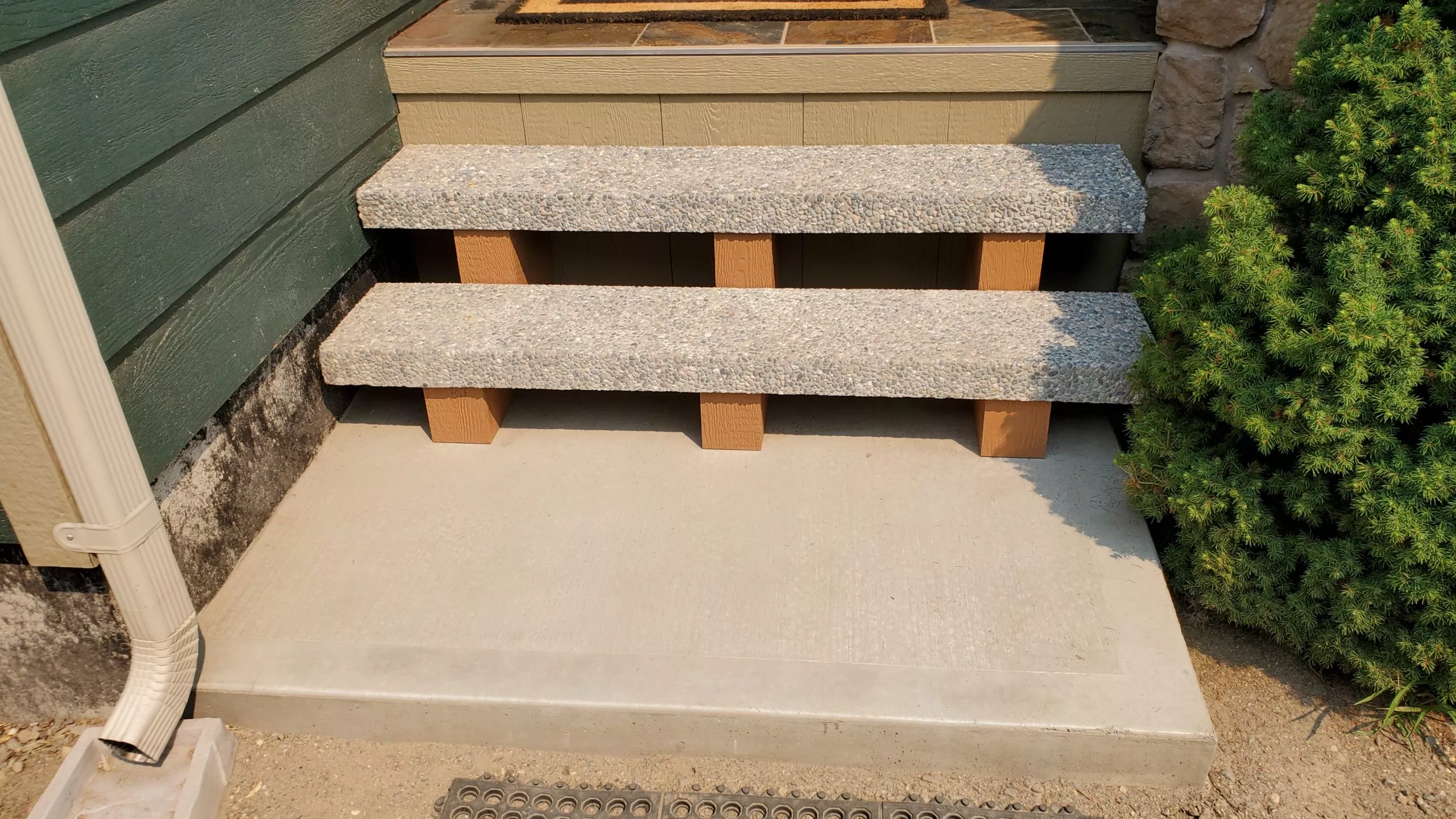 Precast concrete stair tread installation — Sanderson Concrete BC