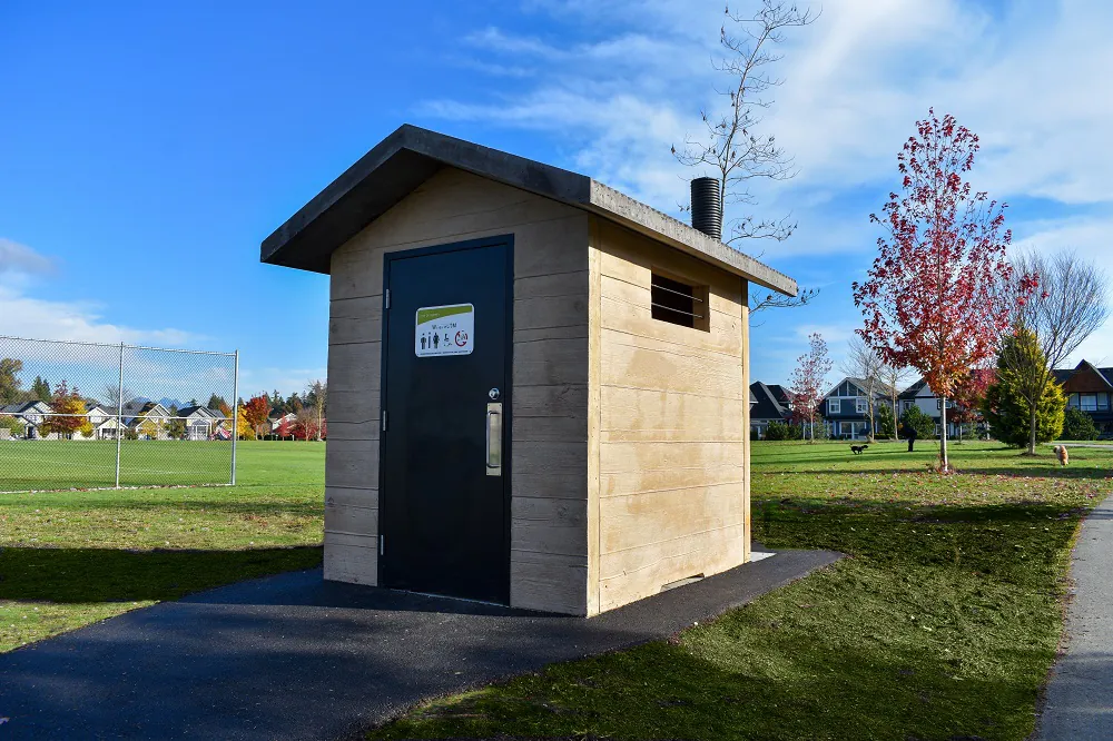 Precast concrete pit toilet for municipal parks and public green spaces