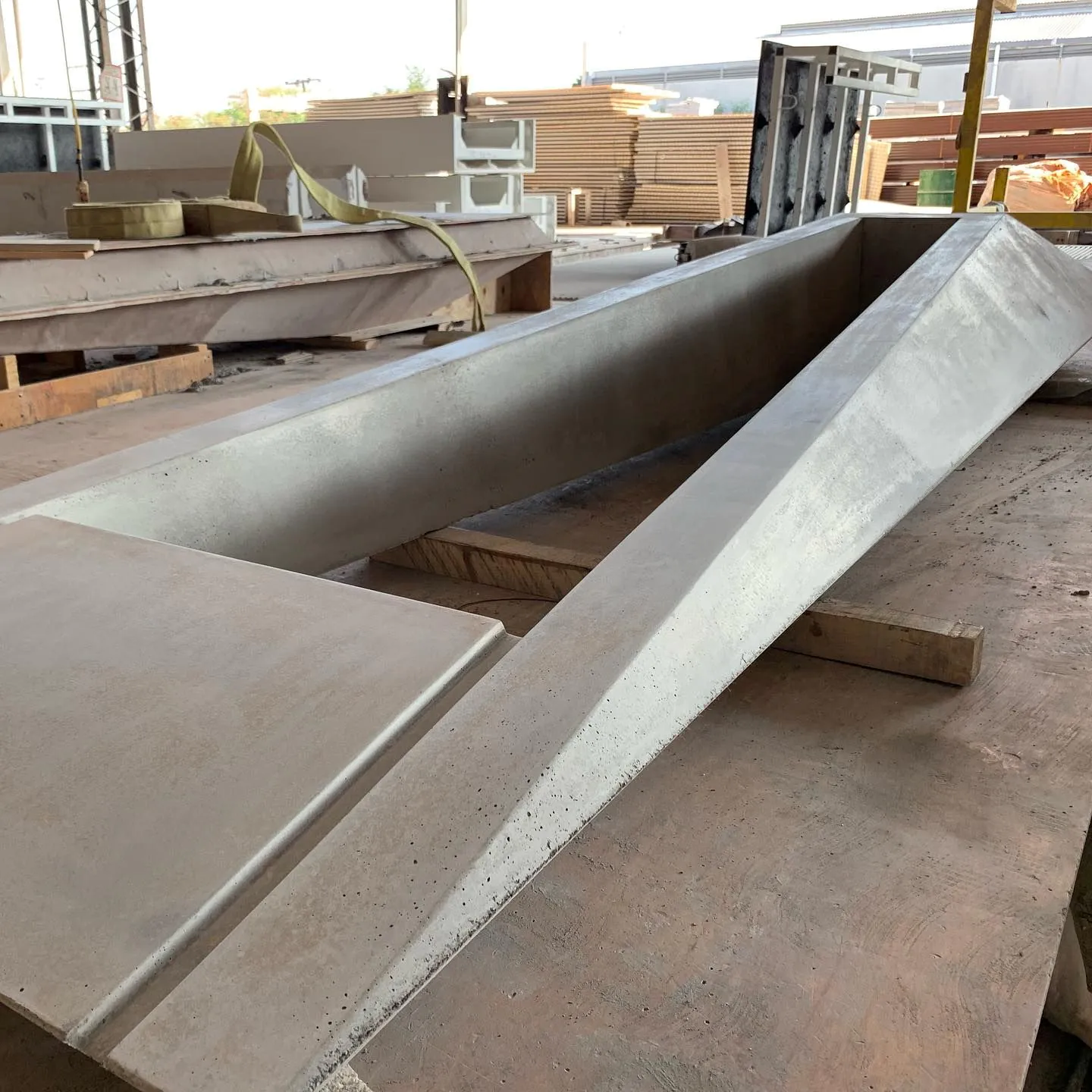 Geometric precast concrete planter